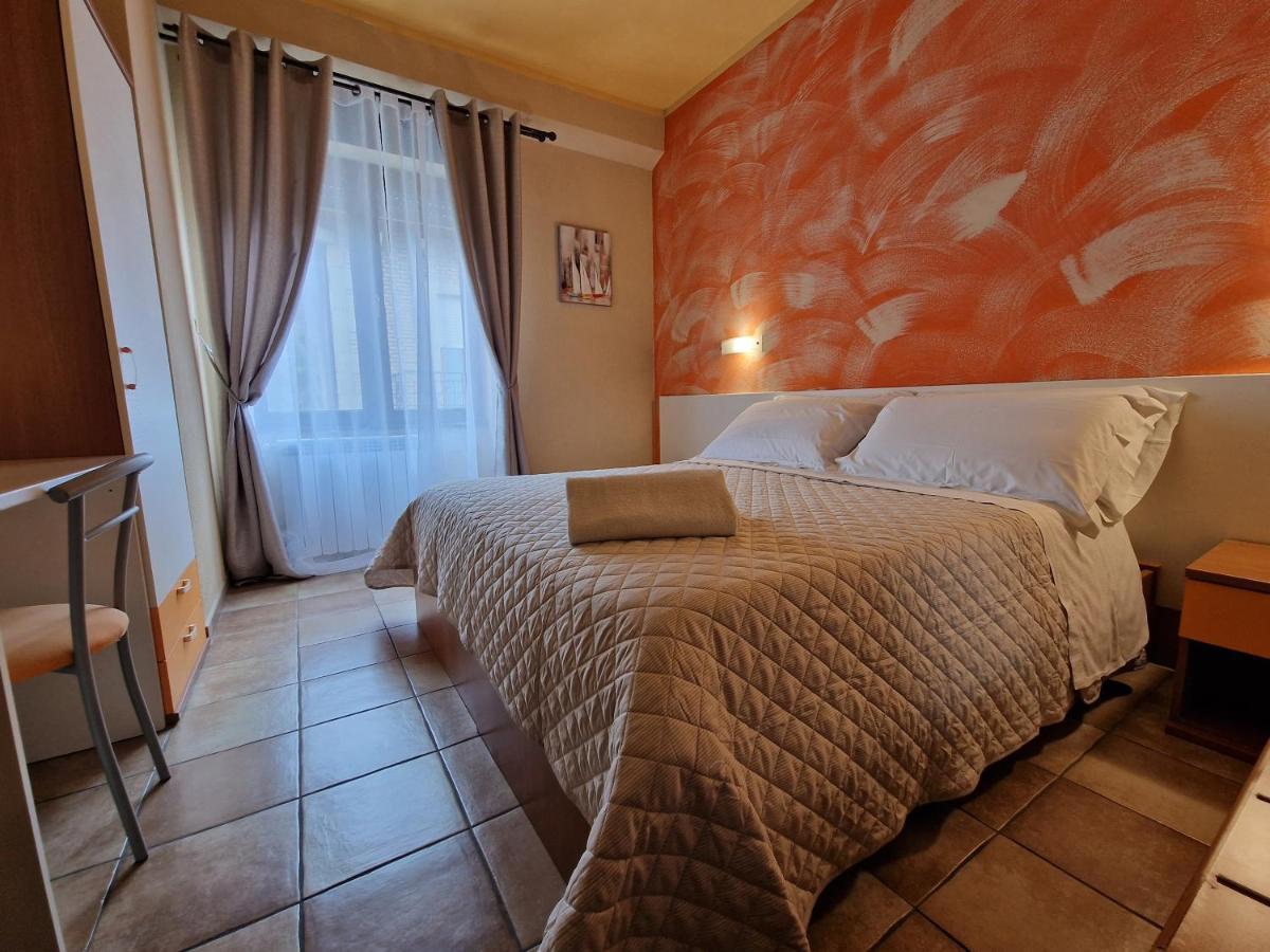 Hotel La Rocca ซานมารีโน ภายนอก รูปภาพ