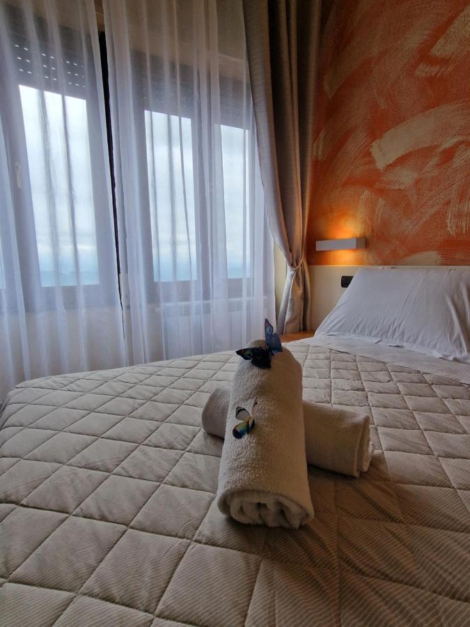 Hotel La Rocca ซานมารีโน ภายนอก รูปภาพ