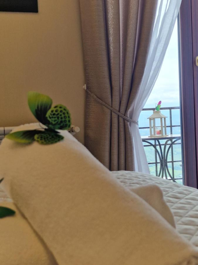 Hotel La Rocca ซานมารีโน ภายนอก รูปภาพ