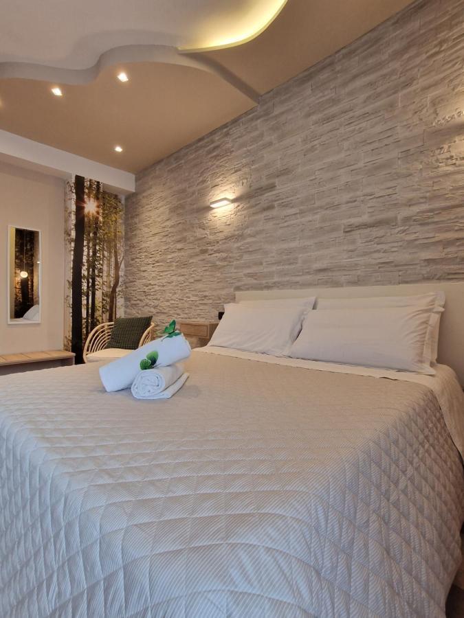 Hotel La Rocca ซานมารีโน ภายนอก รูปภาพ