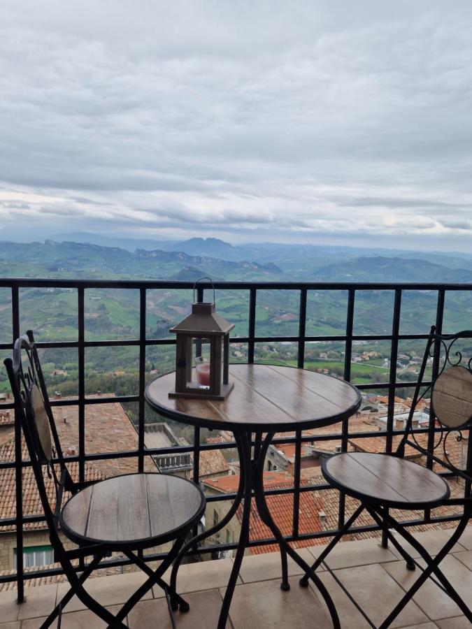 Hotel La Rocca ซานมารีโน ภายนอก รูปภาพ